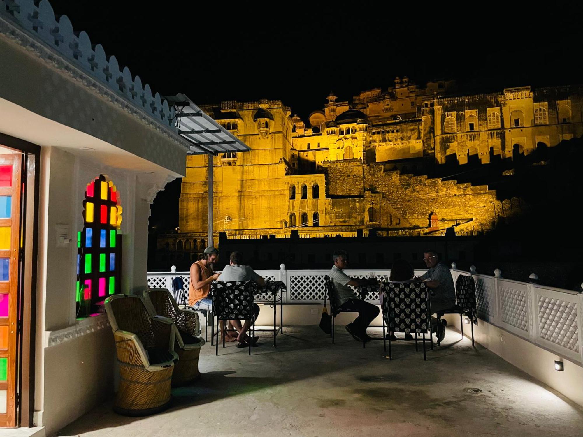 The Castle View Homestay Būndi Buitenkant foto